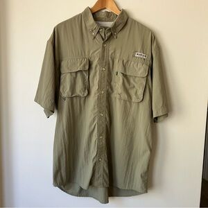 Magellan Sportswear Fishing Shirt Short Sleeve XL Olive Green Vented Button Up